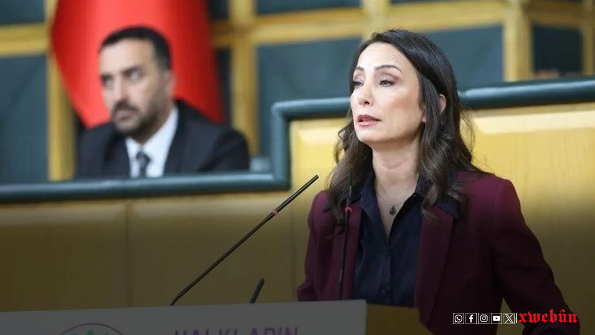 Jin deyndarê Uveyş Ocalan in