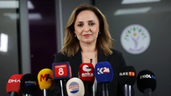 Ayşegul Dogan: Daxwaza azadiya Ocalan daxwaza her kesî ye