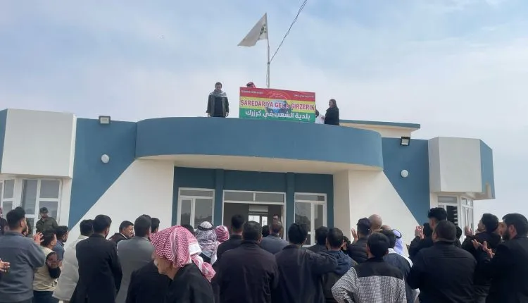 Polîsên Iraqê Şaredariya Gel a Girzerikê dagir kirin
