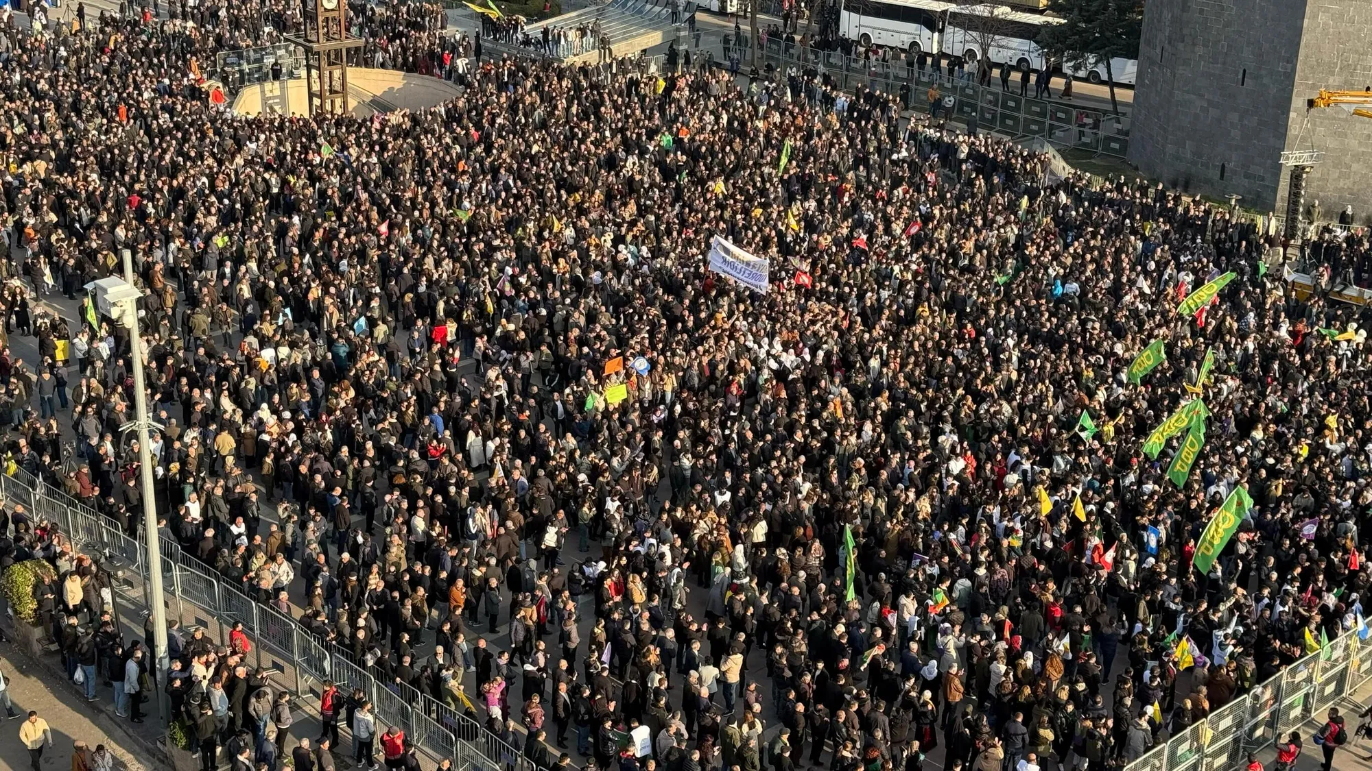 Hemwelatijî: Ganî Rayberê Şarê Kurd Abdullah Ocalan azad bibo