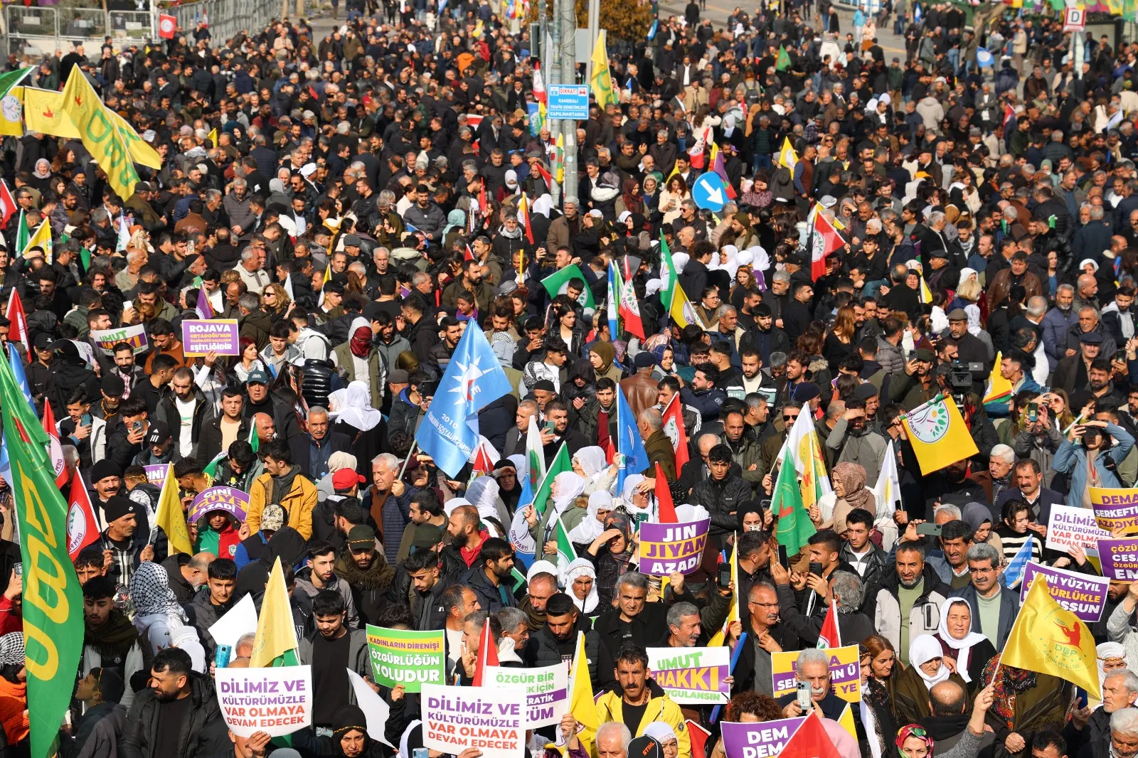 Çaglar Demîrel: Azadiya Rêber Apo nêzîk e