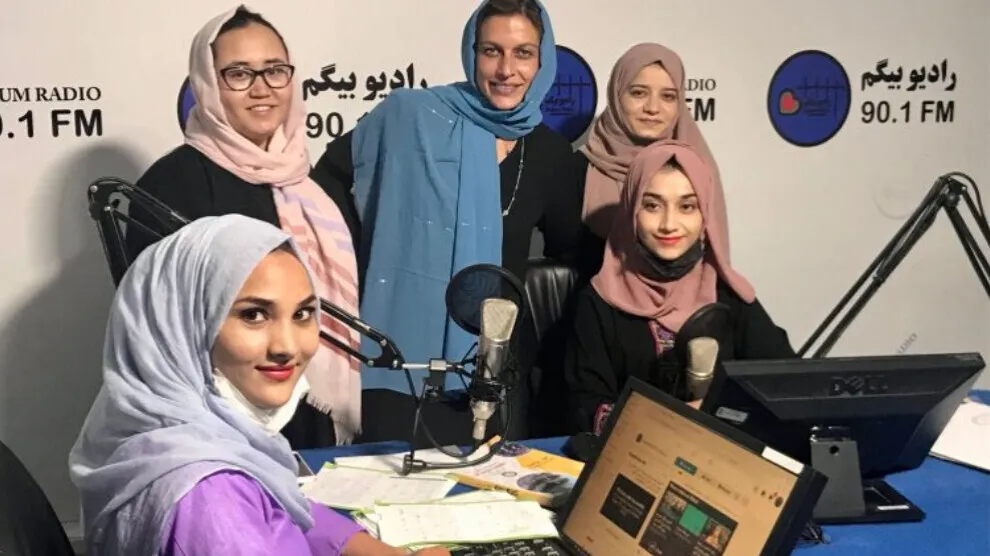 Talîban tekane radyoya jinan girt