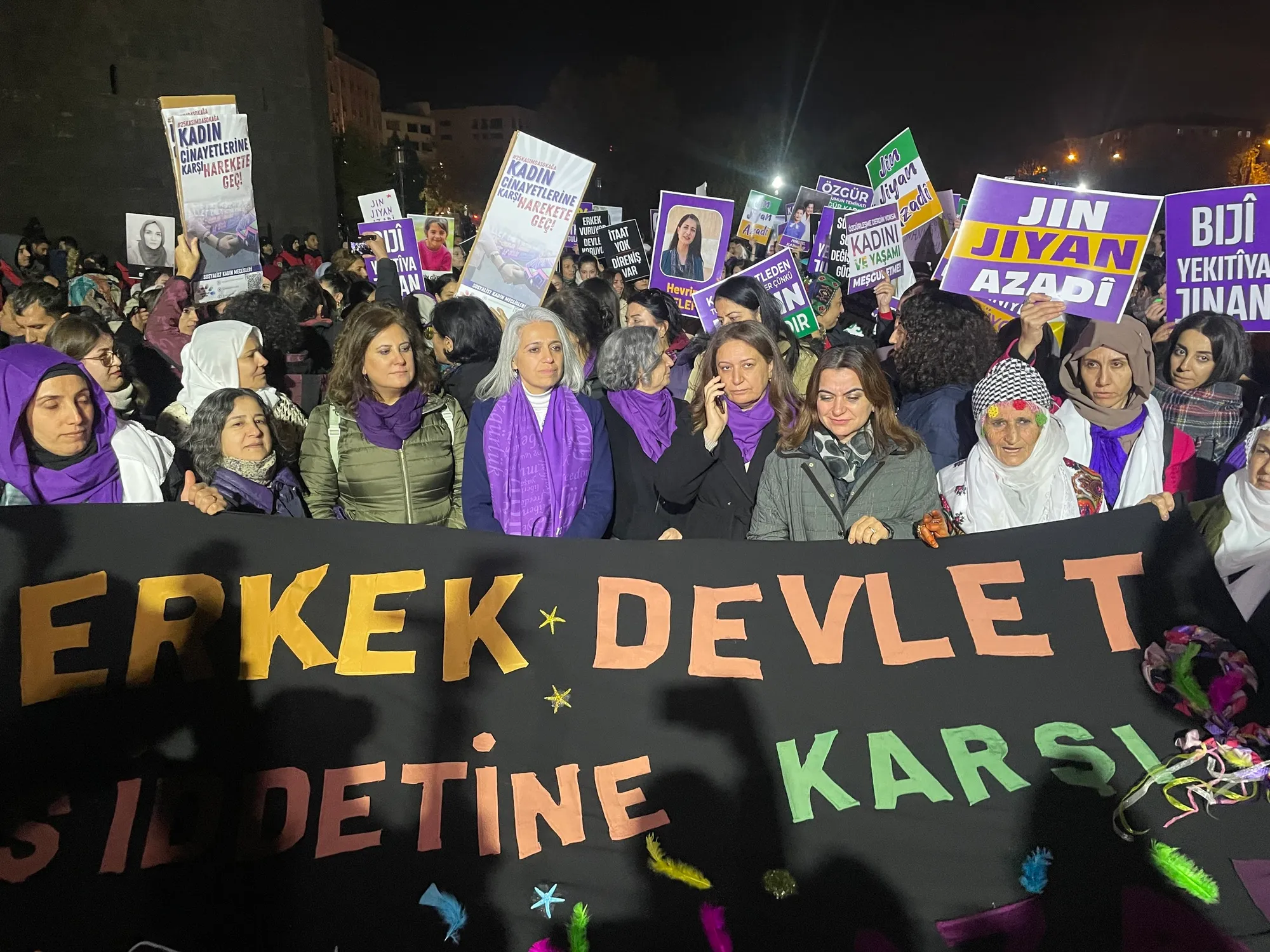 Jin, jiyan, azadî li Qada Deriyê Çiyê olan da