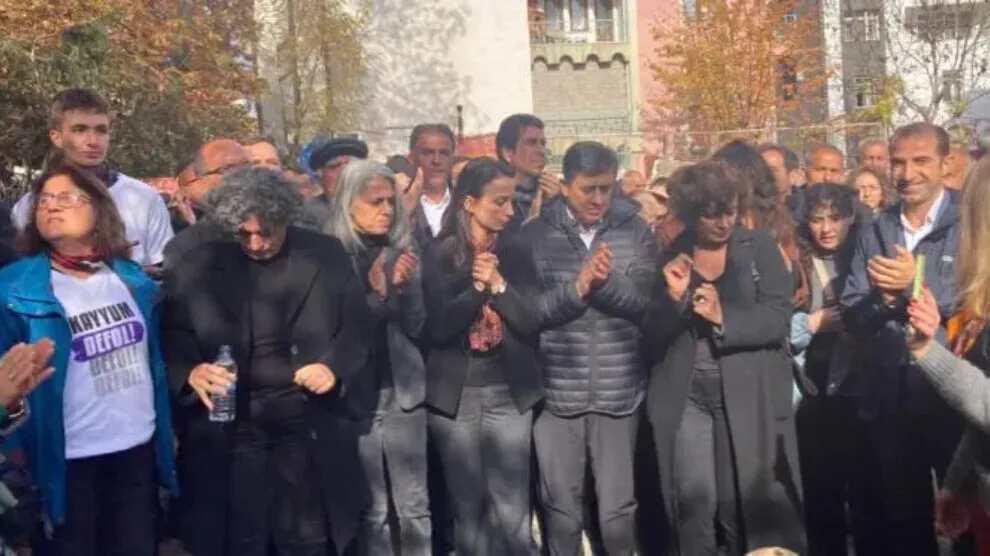 Li Dêrsimê qeyûm bi meşeke girseyî hat protestokirin