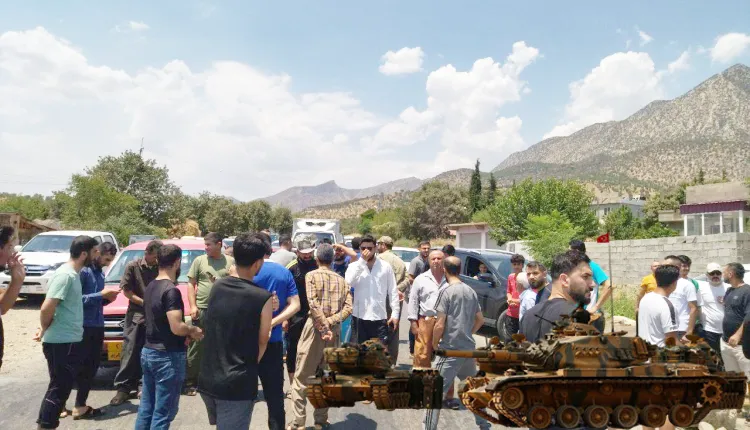 Berxwedanek mezin heye