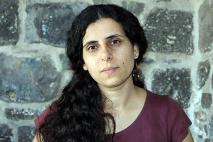 Rojnamegerên li pey heqîqetê  ceza dikin