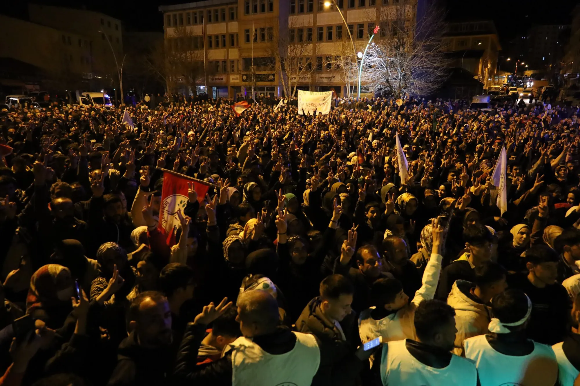 Rejîmê qeyûmî çok da