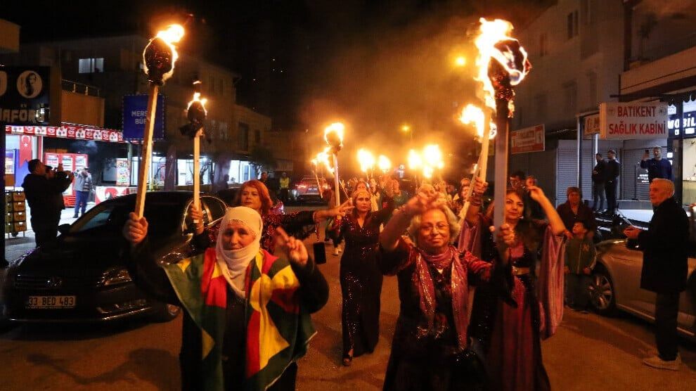 Li ser xetê û bin xetê agirê Newrozê geş kirin