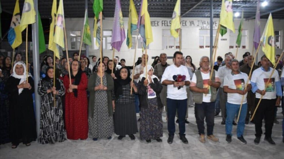 Şêniyên Mexmûrê 1025 rojin ji bo azadiyê nobetê digirin