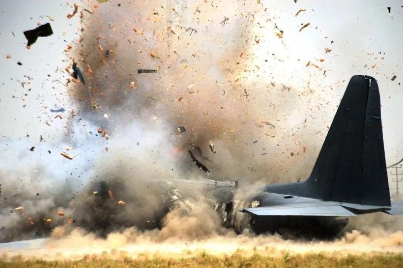 Balafira Amerîkî ket û 4 leşker mirin 