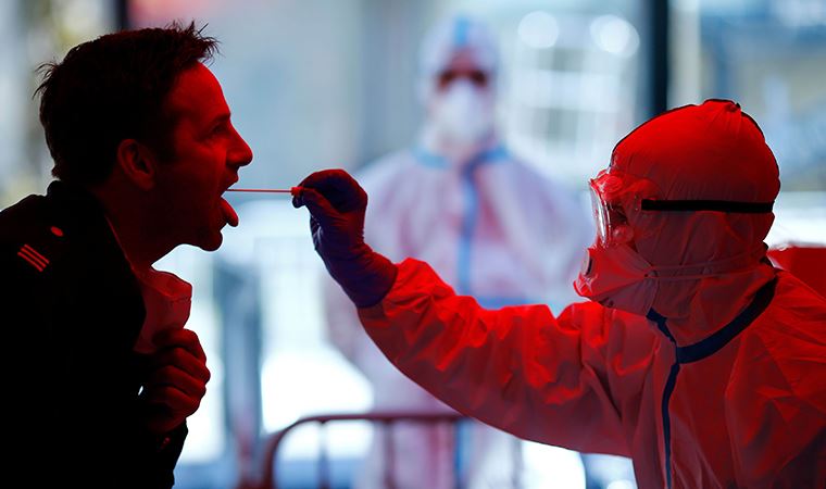 Vîrusdewlet û korona