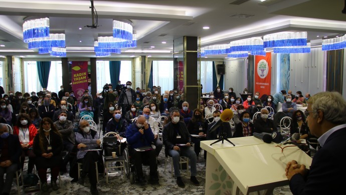 Meclisa Partiyê ya HDP’ê: Roj roja xwedîderketina li HDP’ê û destkeftiyan e