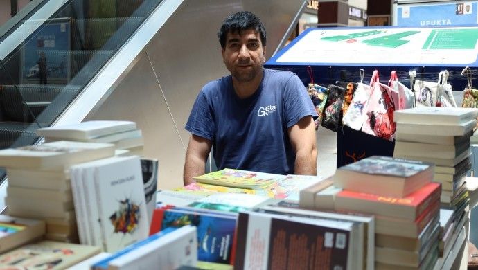 Nivîskarê kurd ji ber wêneyê Arîn Mîrxan binçav kirin   