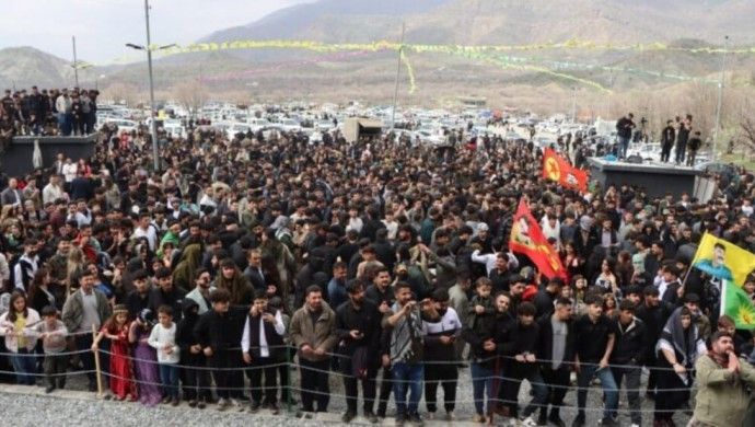 Bi hezaran li Qendîlê 4ê Nîsanê pîroz kirin