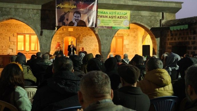 Li Sêwregê li dijî 15ê Sibatê civîna gel li dar xist