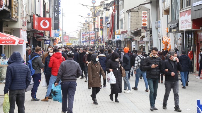 Agirî ji AKP'ê û bêkariyê bêzar bûye