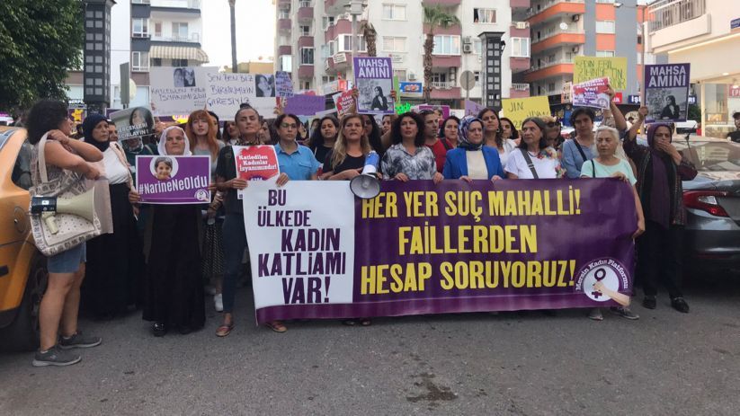 Di gulanê de 41 jin hatin kuştin 