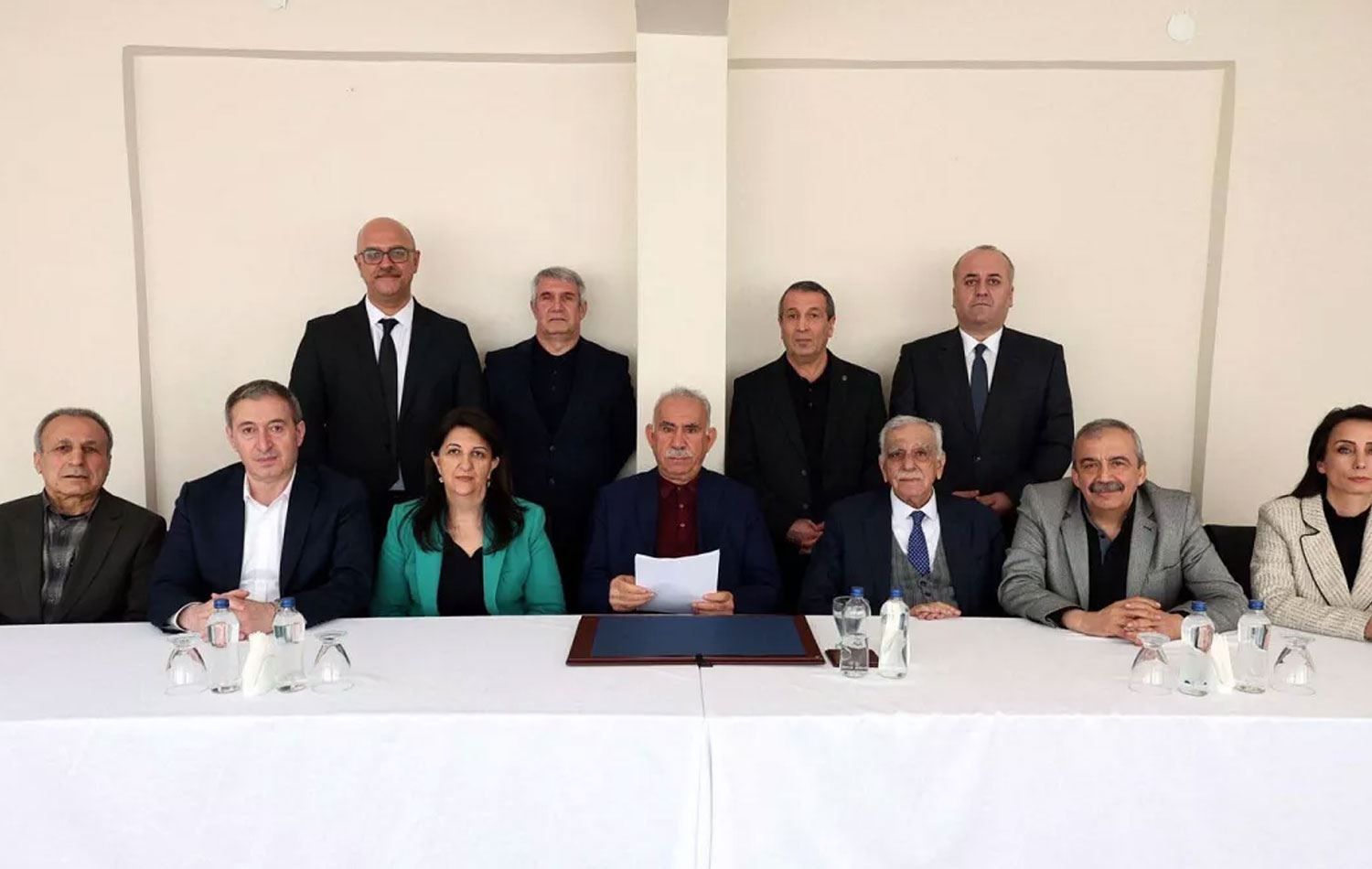 Ma ne hewce ye gelê tirk jî îkna bibe?