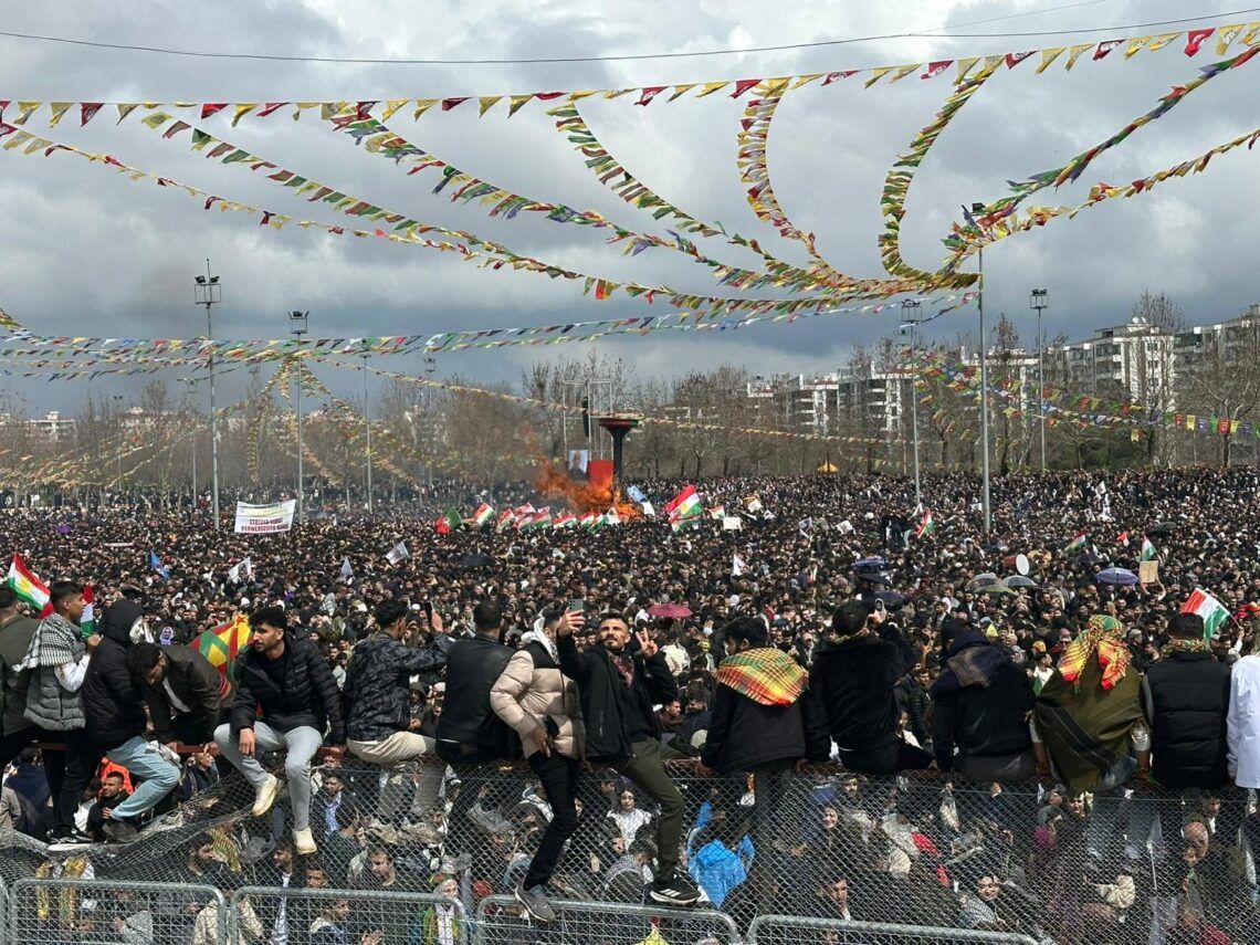 Ayetûllah Aştî: Divê em yekîtiya xwe ava bikin