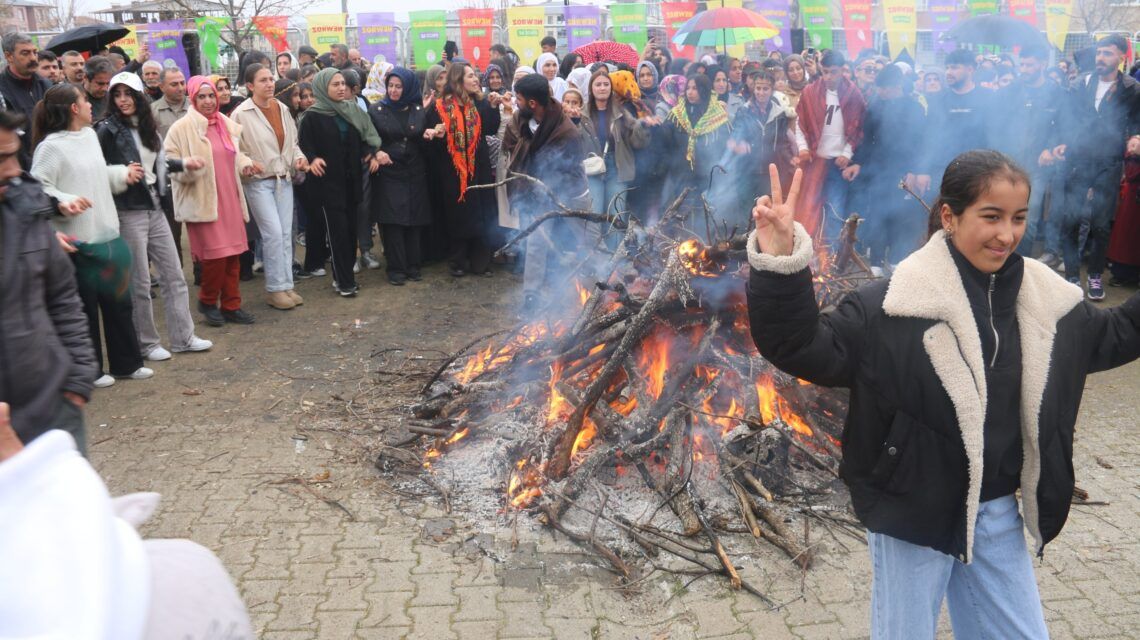 Newroza îsal mizginiya azadiya Birêz Abullah Ocalan e