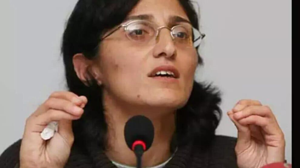 Aysu Baykal a ku ji gurçikên xwe nexweş careke din hate girtin