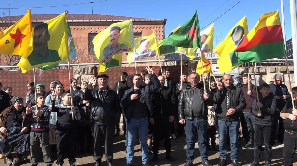 Bi hezaran Kurdistanî komploya 15ê Sibatê şermezar kirin