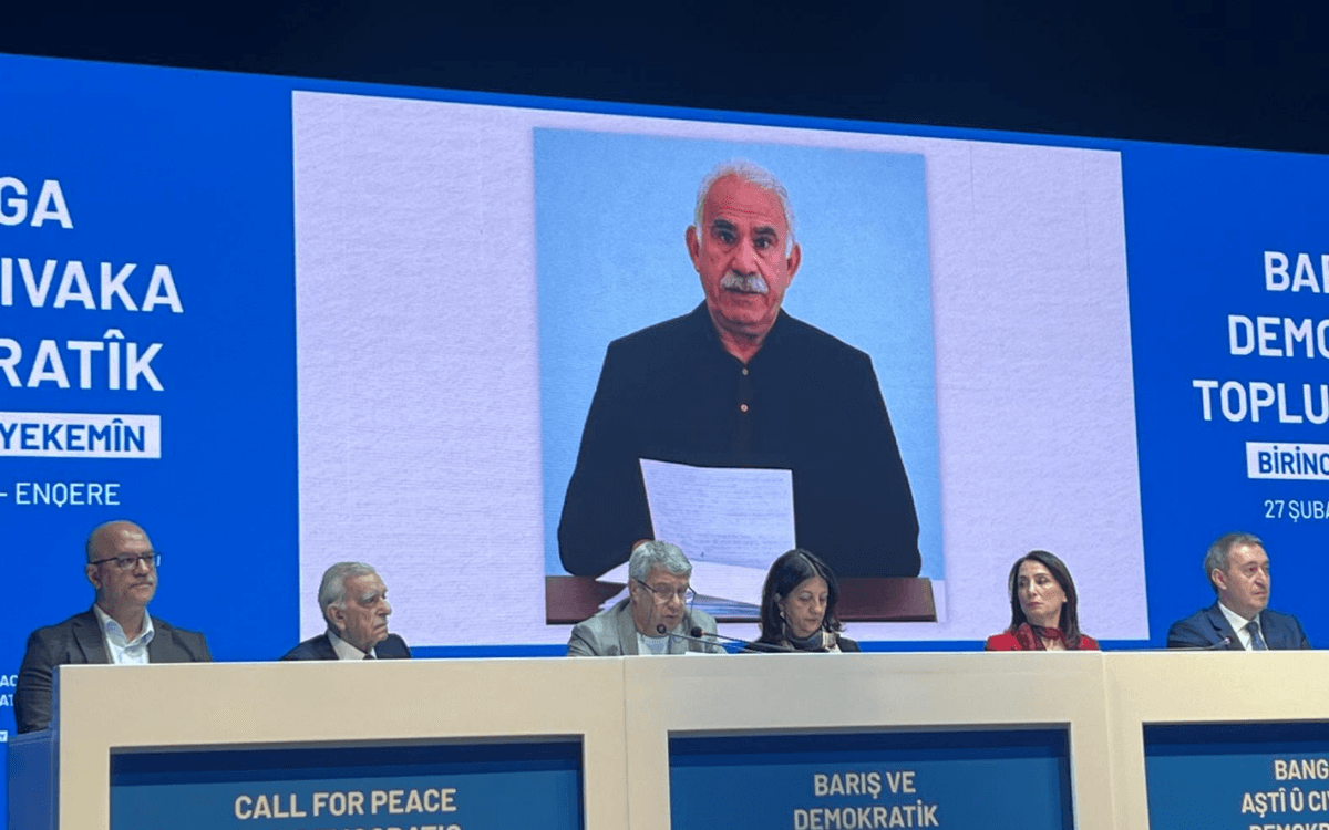 Ji hevdîtinên taktîkî ber bi muzakereyan ve