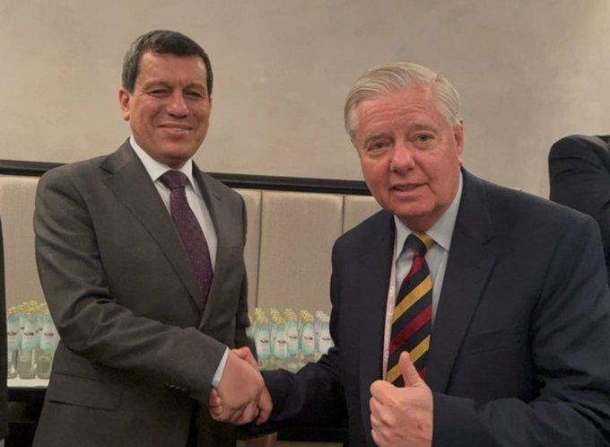 Mazlum Ebdî û Îlham Ehmed bi senatorê Amerîkî re civiyan