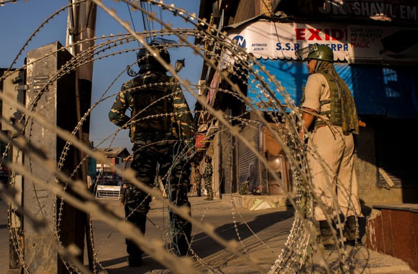 Polîtîkayên dewletan û rewşa rewşenbîran!