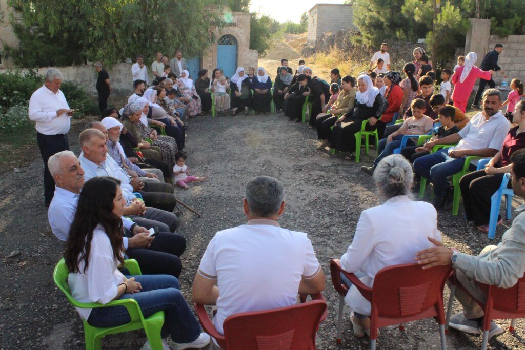Hevserokên DBPê li Wan û Şirnexê tev li civînên gel bûn