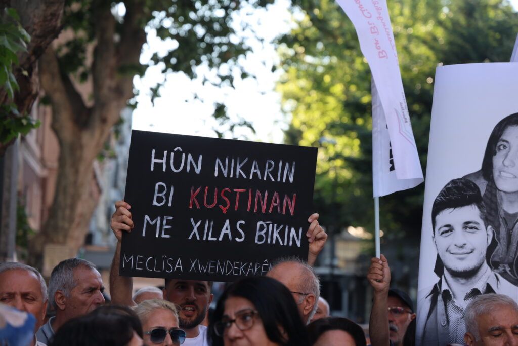 ‘Komara Îslamî ya Îranê dijminê mirovahiyê ye’
