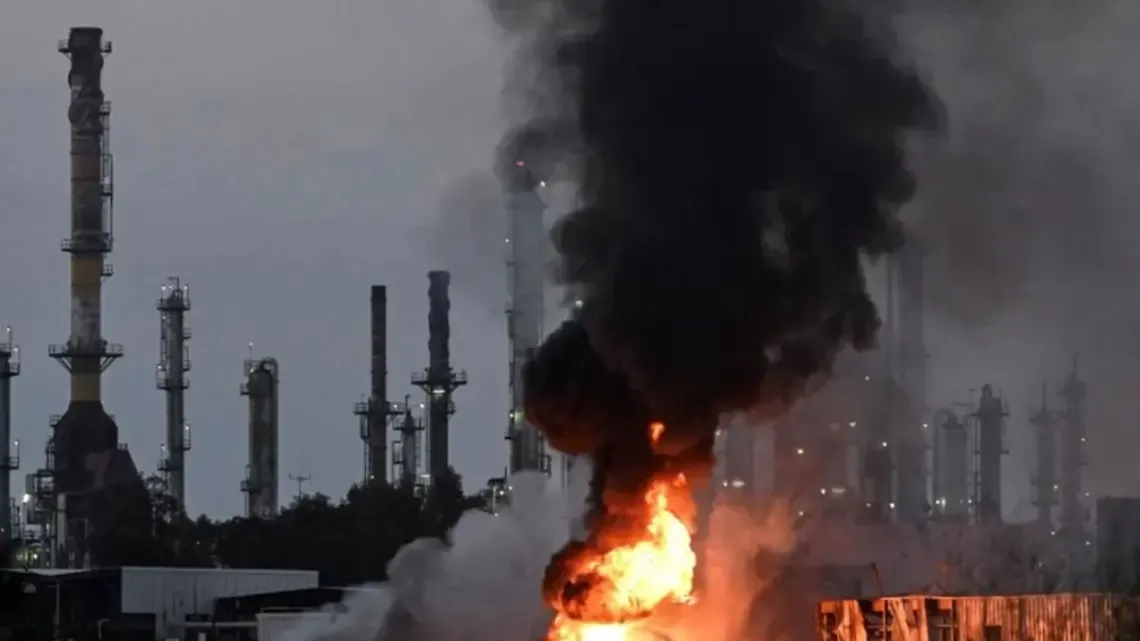 Êrişan tora enerjiyê felç kir