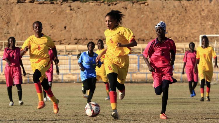 Li Sûdanê dîroka pêşketina fitbolê ya jinan
