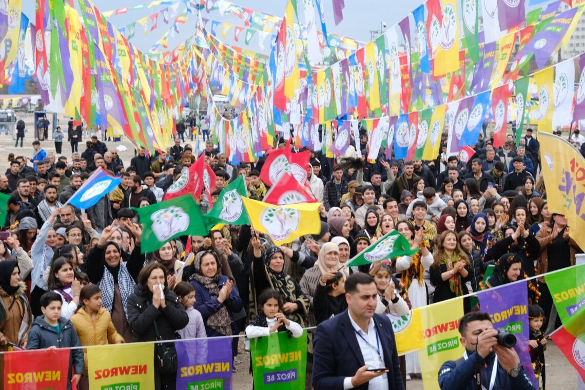 Li Misrcê Newroza azadiyê hat pîrozkirin 