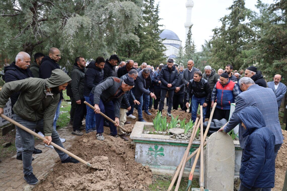 Rojnameger Osman Kiliç hat definkirin