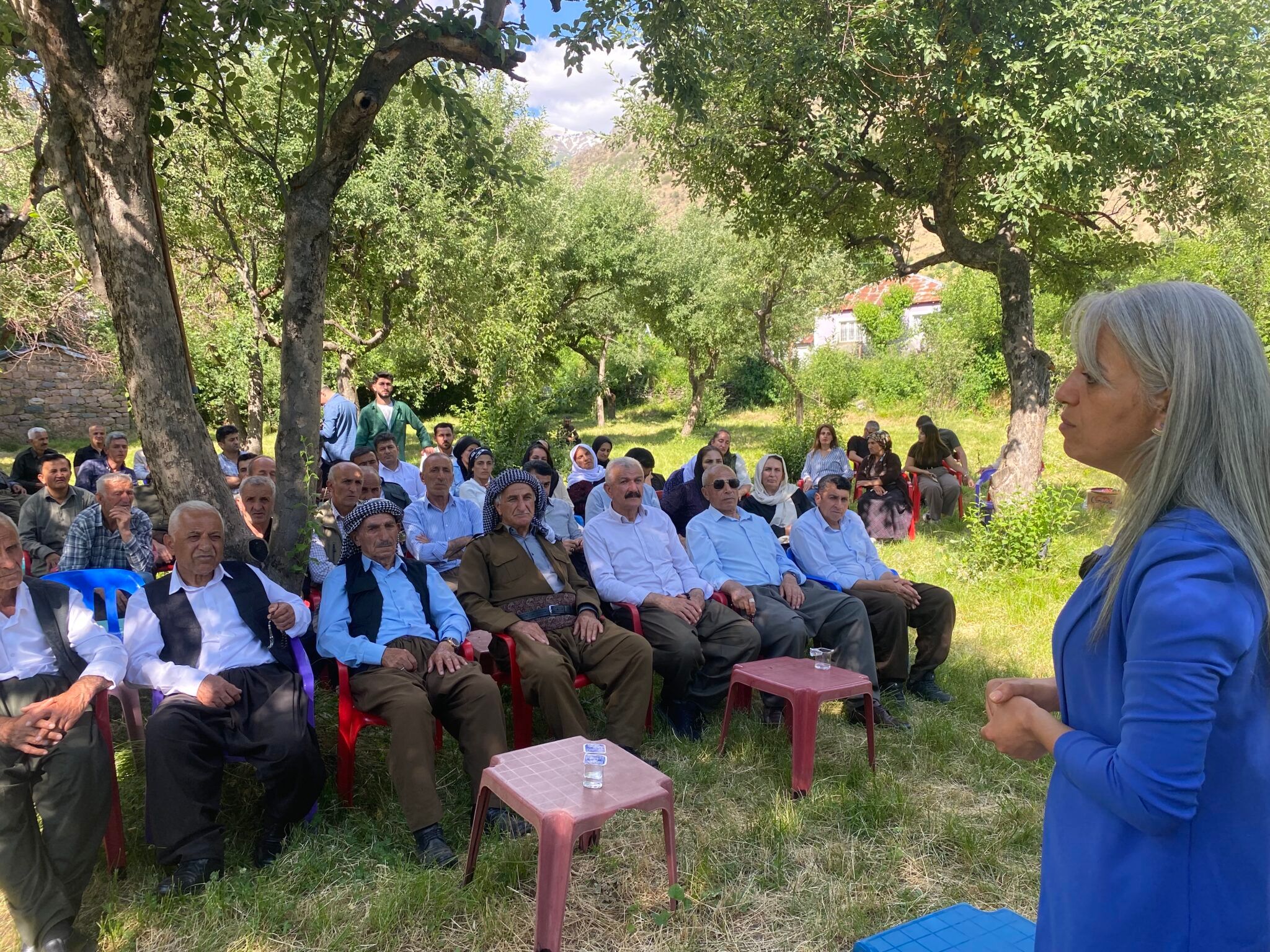 DBPê bi gundiyên Elkê re pevajo niqaş kir
