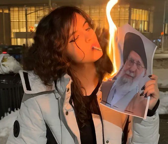 Raperîna gelên Îranê: banga ji bo mirovahiyê 