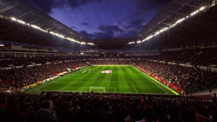 Nahît Eren bang li TRT Sporê kir