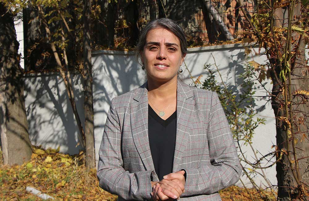 Dixwazin destdirêjiya li Kercewsê veşêrin