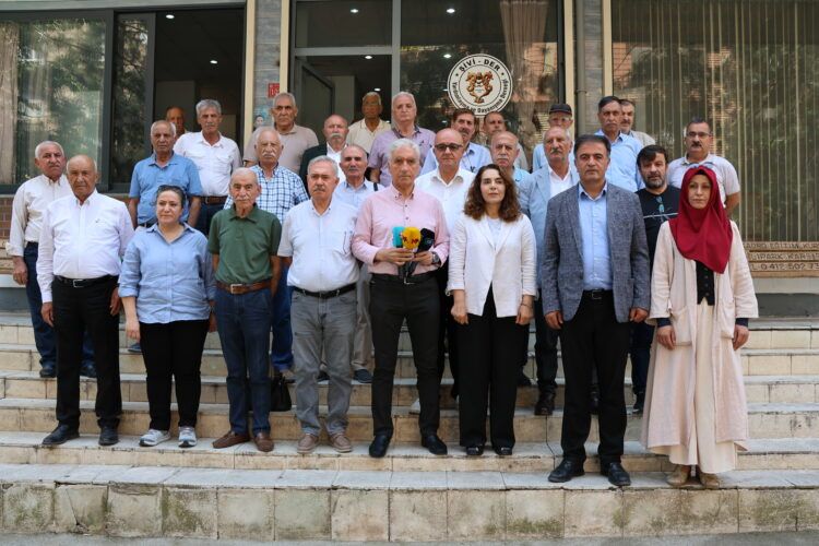 14 komele ji bo ‘Mitînga Azadiyê’ bang kirin