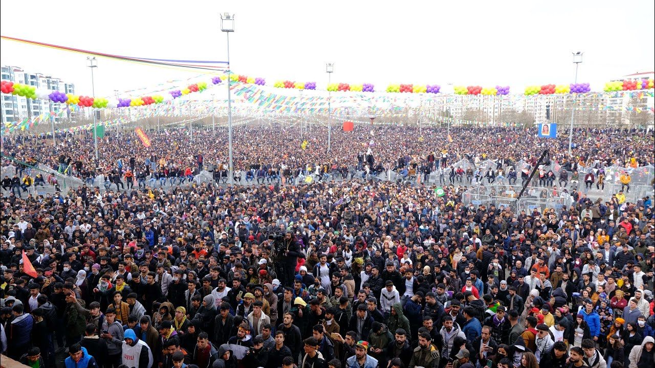 Nêzî 400 xebatkarên çapemeniyê yên neteweyî û navneteweyî dê Newrozê bişopînin