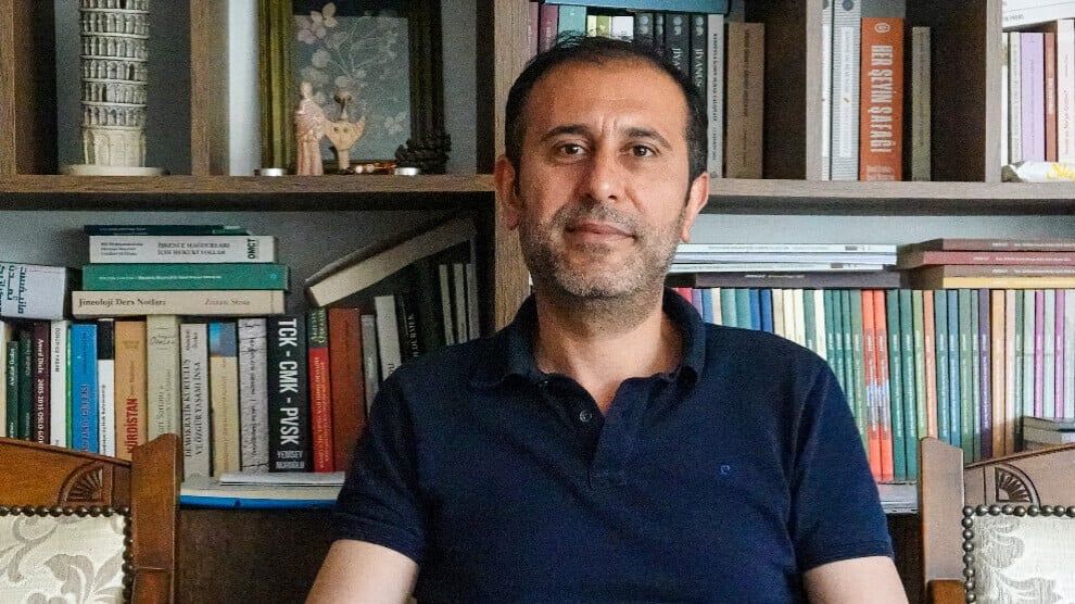 ‘Gerek serûberkerdişan de heqê hêvî zî bêro caardene’