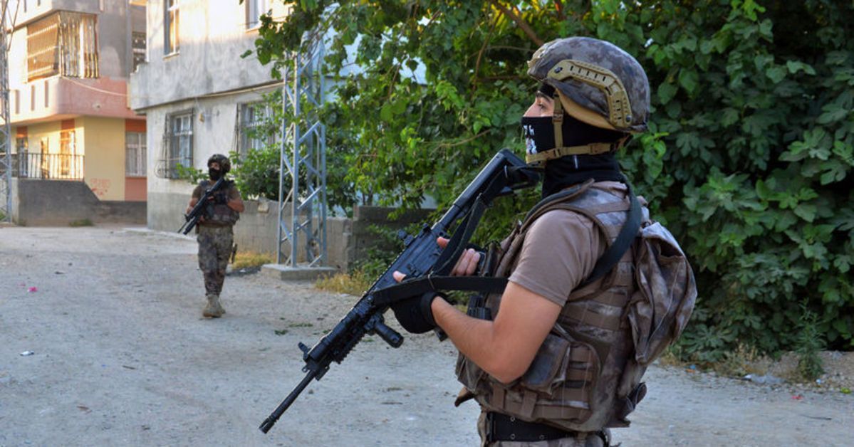 Di serdegirtinên malan de herî kêm 13 kes hatin binçavkirin