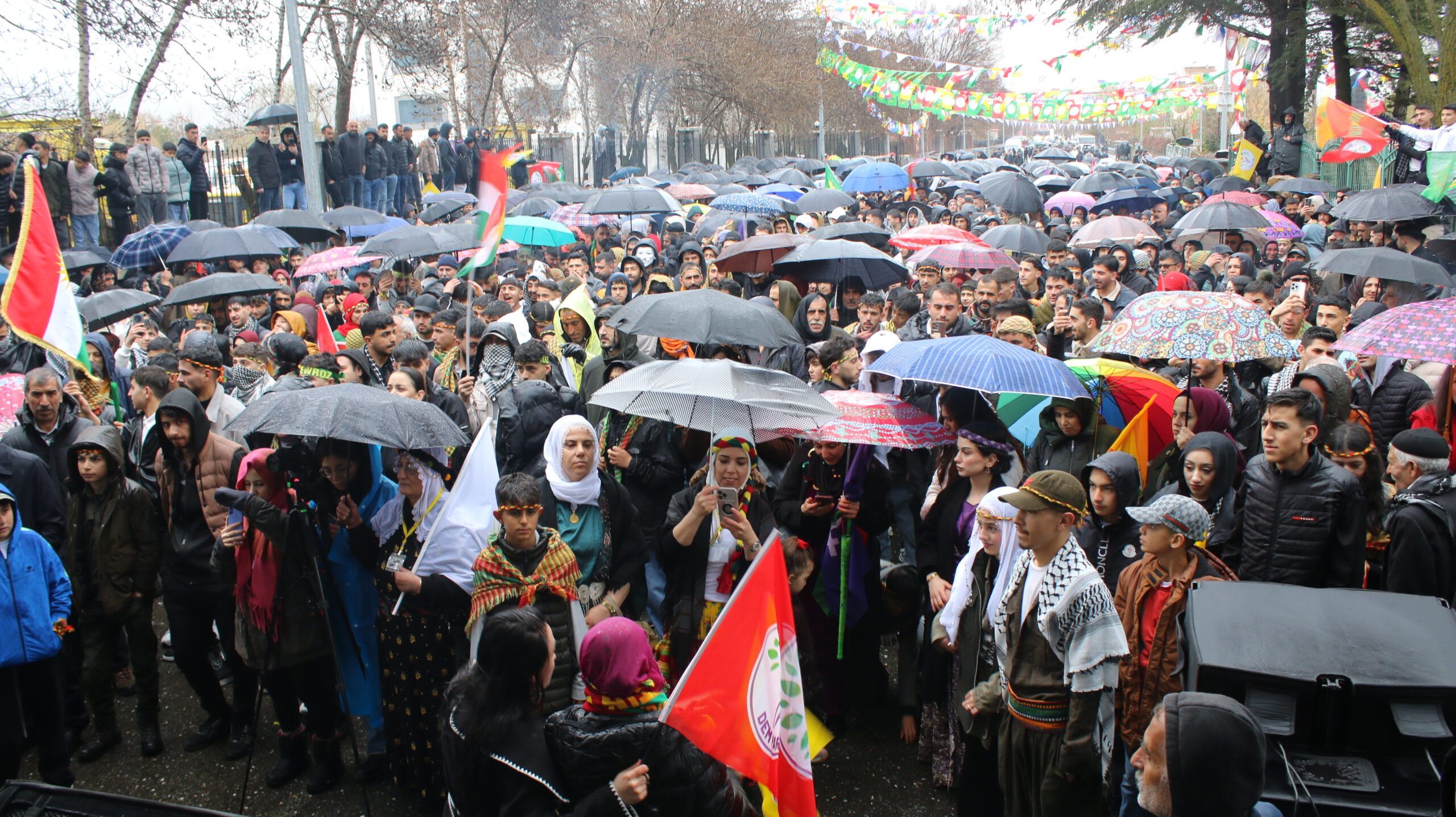 Pîrozbahiyên Sêrt, Çewlig û Xarpêtê bi dawî bûn