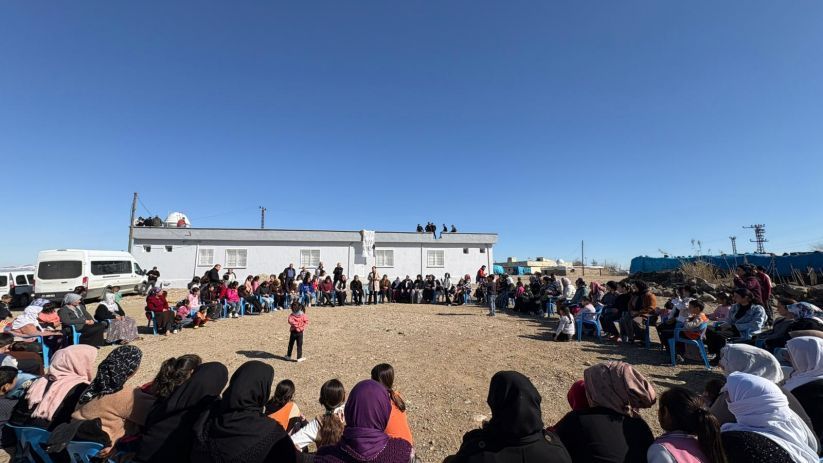 TJAyê li gundê Gijal ê ya Cizîrê bi jinan re civîn pêk anî