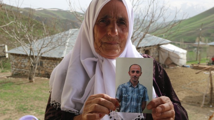 ‘Bi trîlyonan pere jî bidin naçim ber avahiya HDP’ê’