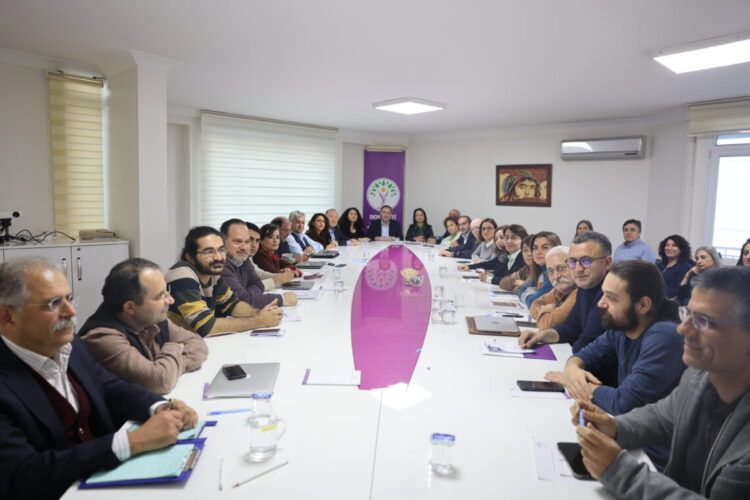 Desteya Rêveberiya Navendî ya DEM Partiyê civiya