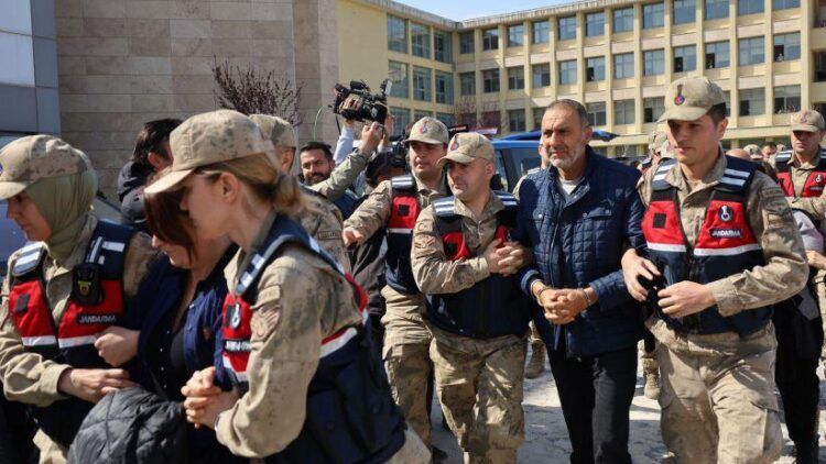 Derbarê lêpirsîna Gulistan Doku de 7 kes anîn edliyeyê