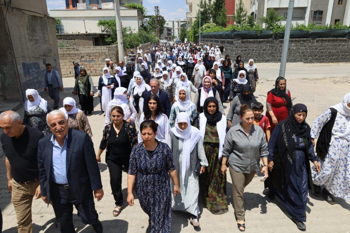 Bi girseyî serdana şîna Fermandarê YBŞê Emîn Kartal hate kirin