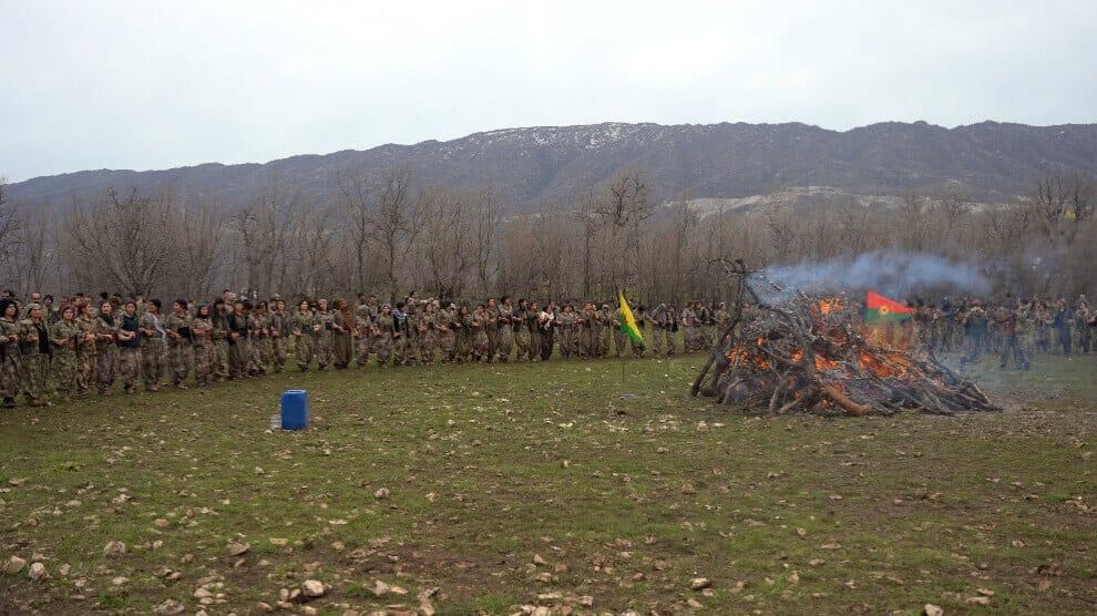 'Ganî azadîya Rayber Apoyî û yewîya demokratîke ya kurdan bêro caardene'